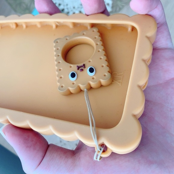 iPhone XR case - Picture 3 of 4